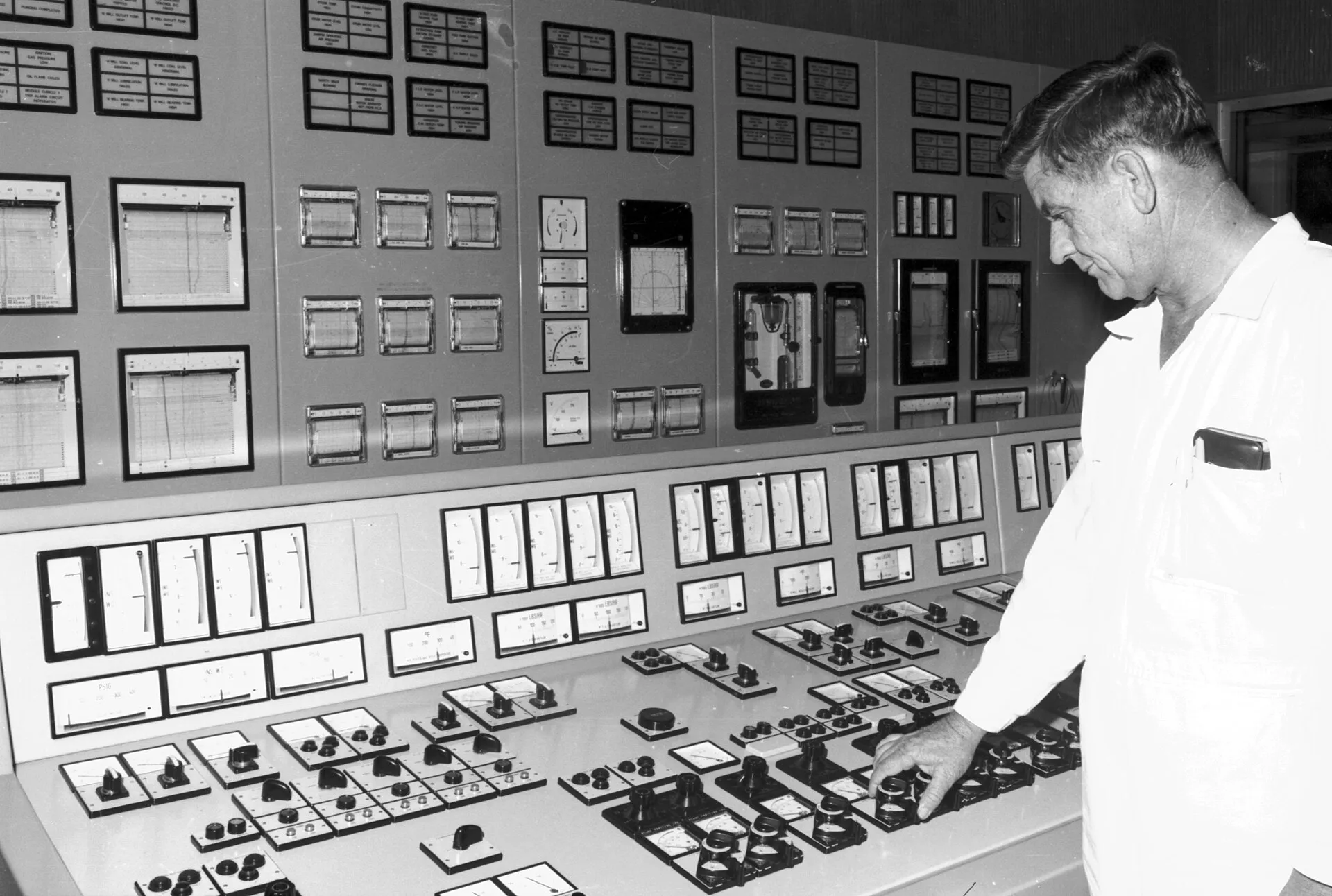 Control room, Callide Power Station, circa 1967
